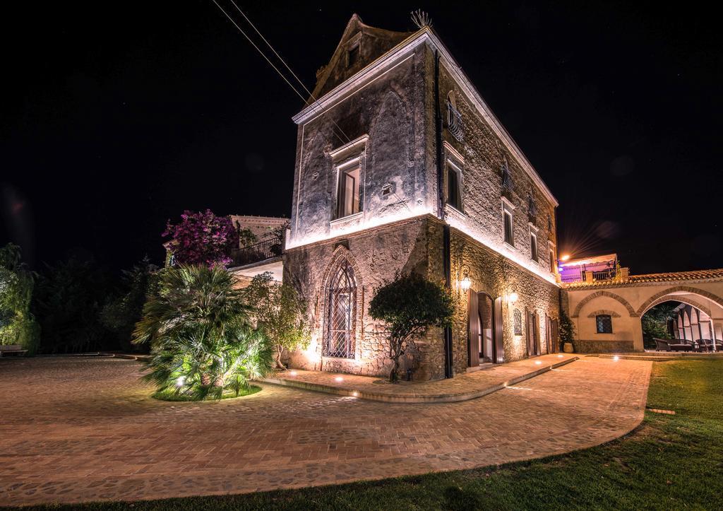 Le Colline Del Gelso-Masseria Mazzei Guest House Rossano Luaran gambar