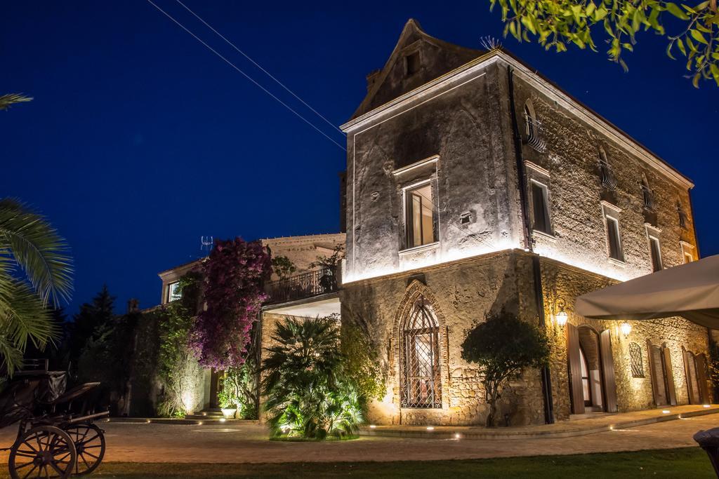 Le Colline Del Gelso-Masseria Mazzei Guest House Rossano Luaran gambar