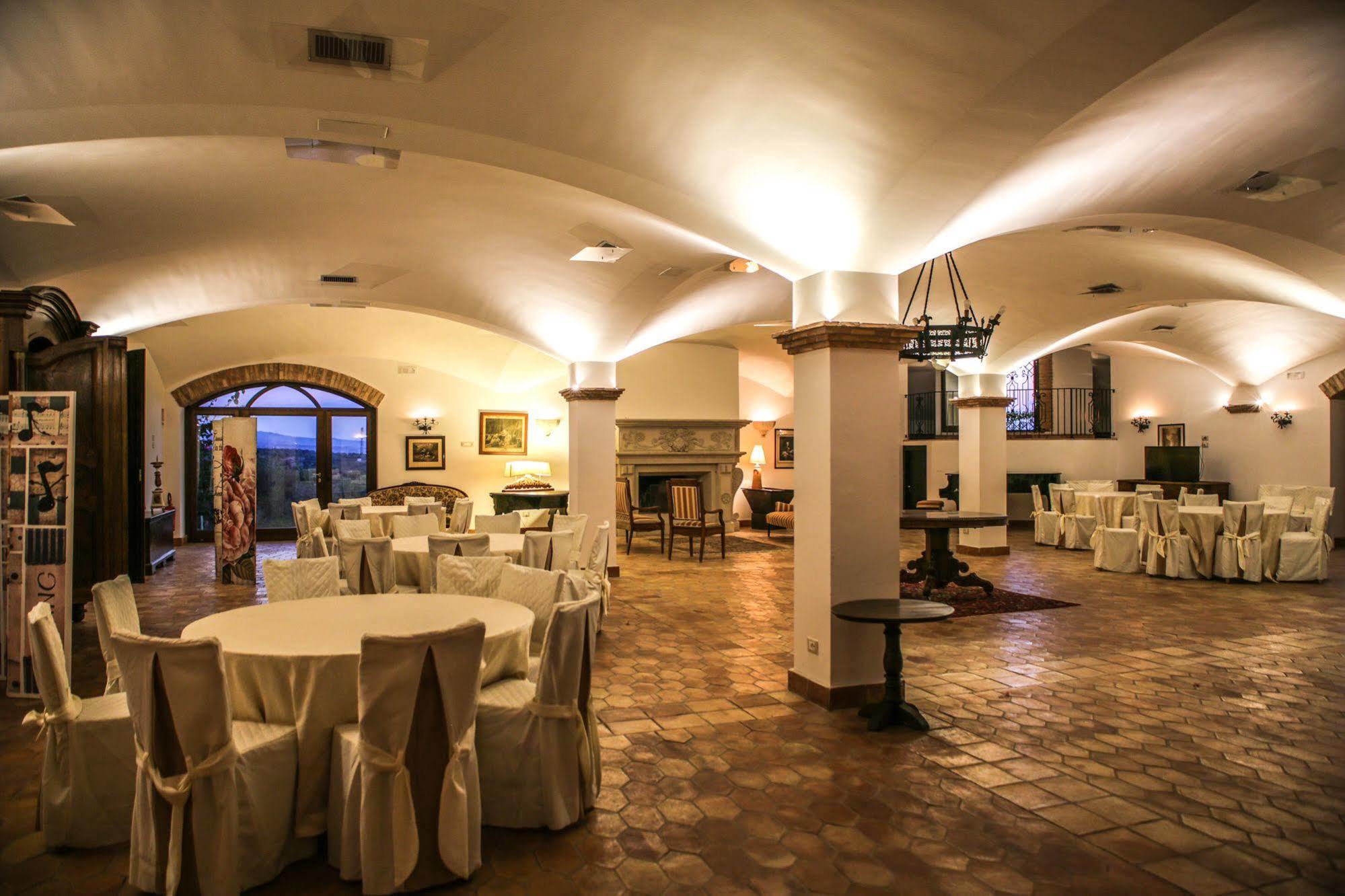 Le Colline Del Gelso-Masseria Mazzei Rossano Luaran gambar